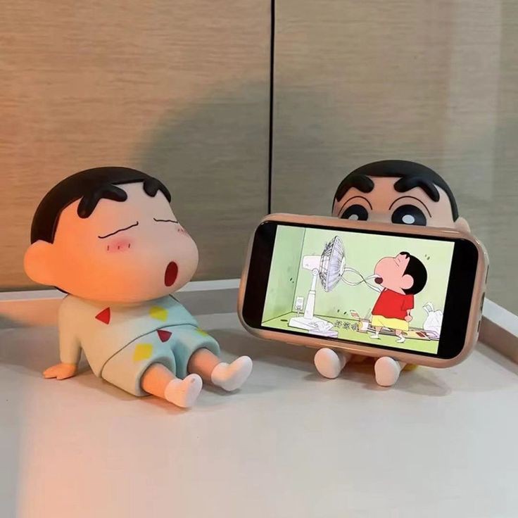 Shinchan Mobile Holder