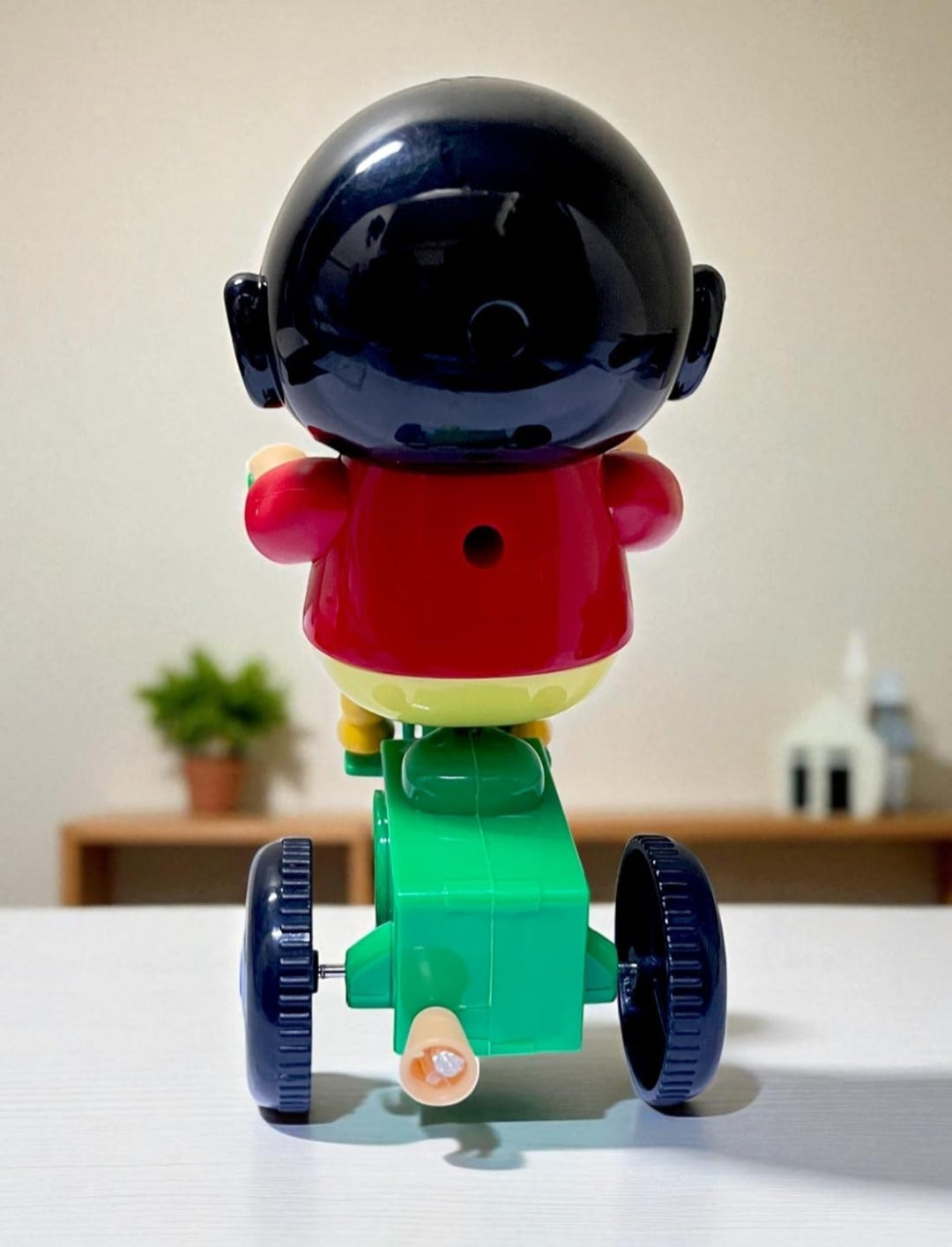 Cute Shinchan Pull Thread Tricycle Toy