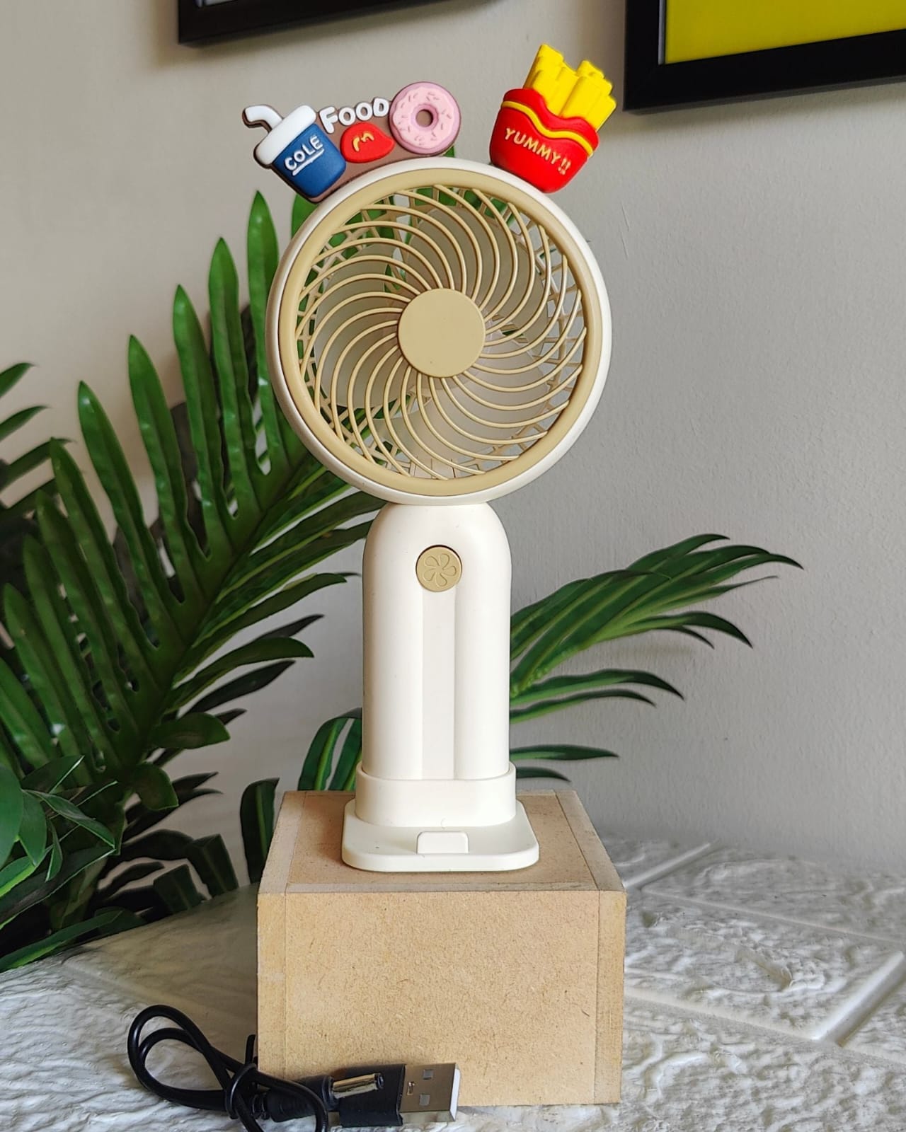 Fast Food Mini Handheld Rechargeable Fan