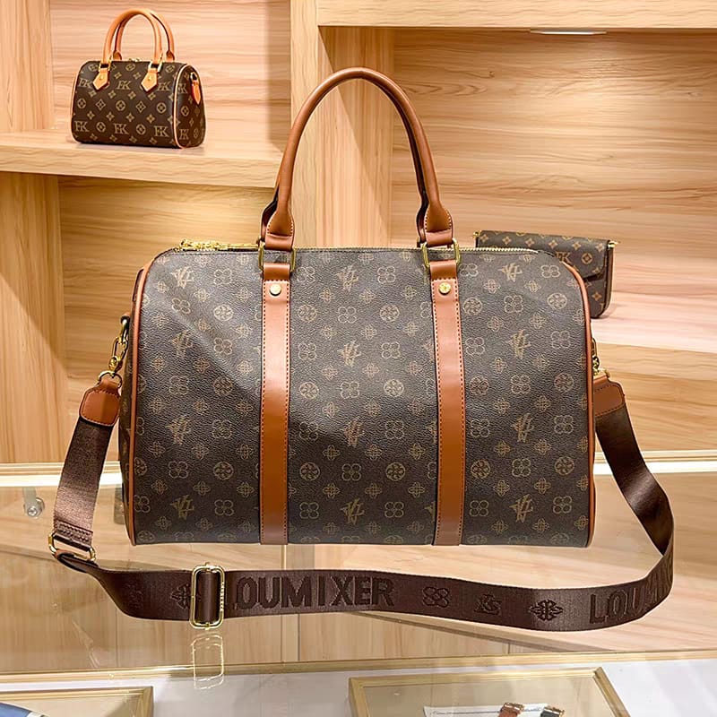 Premium Leather Luxurious Look Duffle Bags