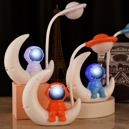 Astronaut Lamp