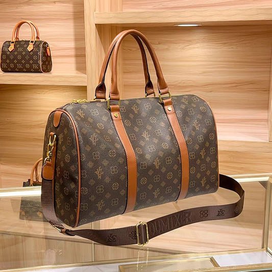 Premium Leather Luxurious Look Duffle Bags